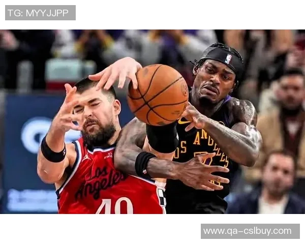 长点心吧祖巴茨嬉戏打闹引哈登不满严厉训诫他认真听讲